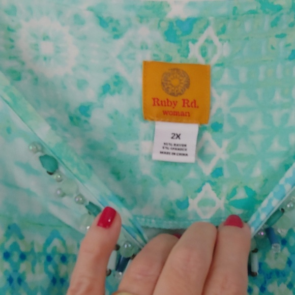 Top - Picture 5 of 6